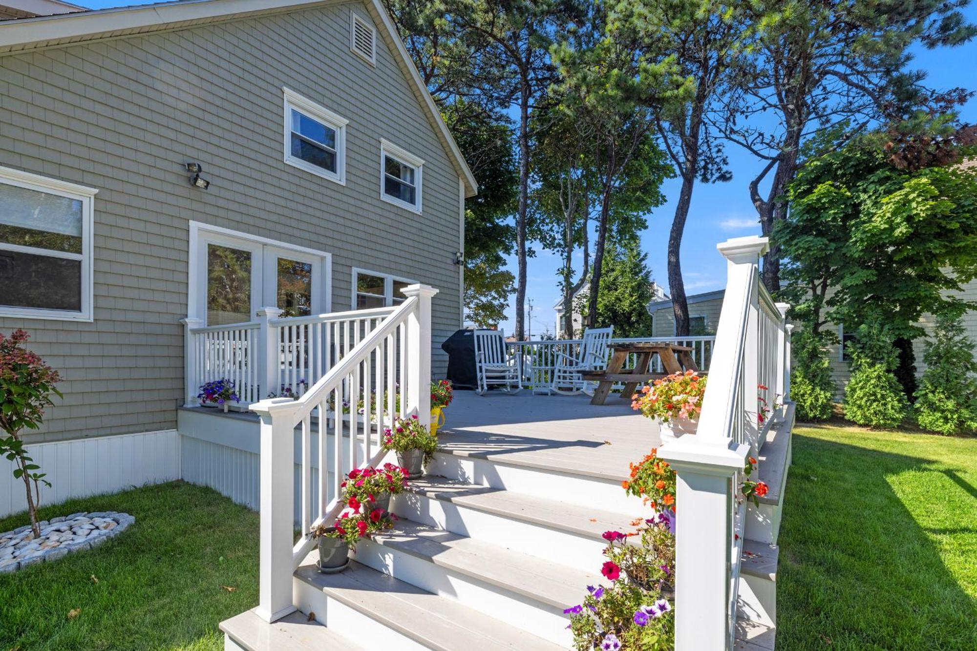 Pine Point Beach House With Deck, Fire Pit & Porch Scarborough Ngoại thất bức ảnh